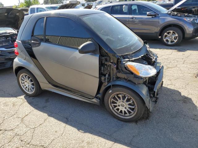 Photo 3 VIN: WMEEJ9AA8GK844673 - SMART FORTWO 