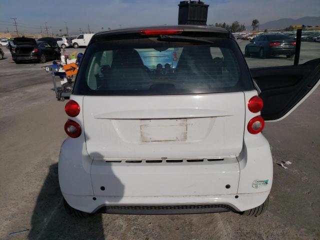 Photo 5 VIN: WMEEJ9AA9EK736706 - SMART FORTWO 