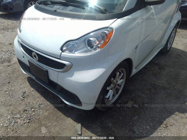 Photo 5 VIN: WMEEJ9AA9FK840937 - SMART FORTWO ELECTRIC DRIVE 