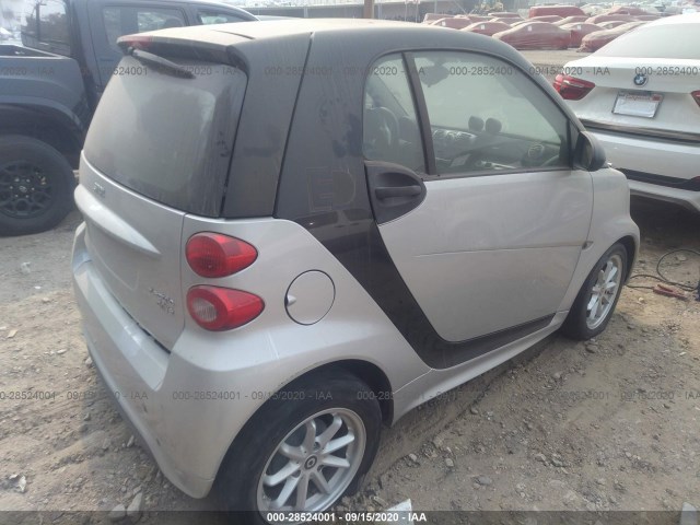 Photo 3 VIN: WMEEJ9AAXFK836668 - SMART FORTWO-ELECTRIC 