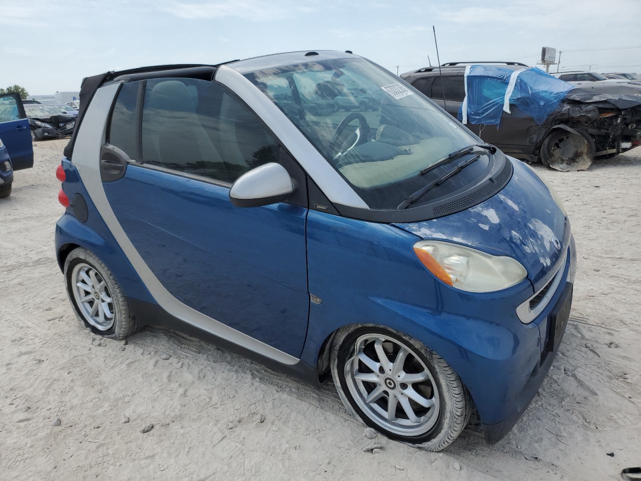 Photo 3 VIN: WMEEK31X28K190771 - SMART FORTWO 