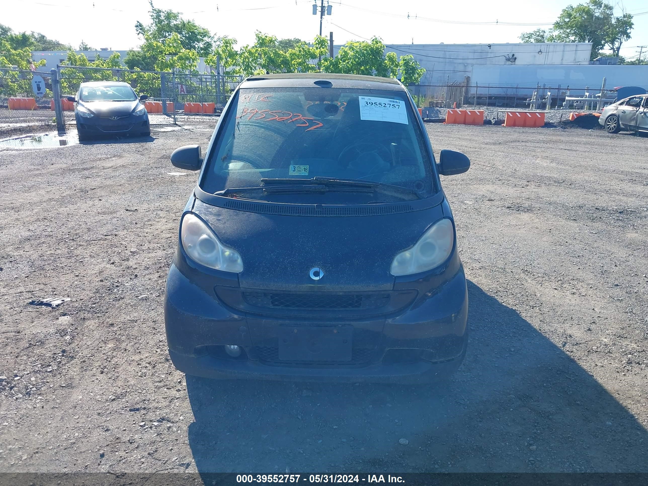 Photo 5 VIN: WMEEK31X29K232731 - SMART FORTWO 