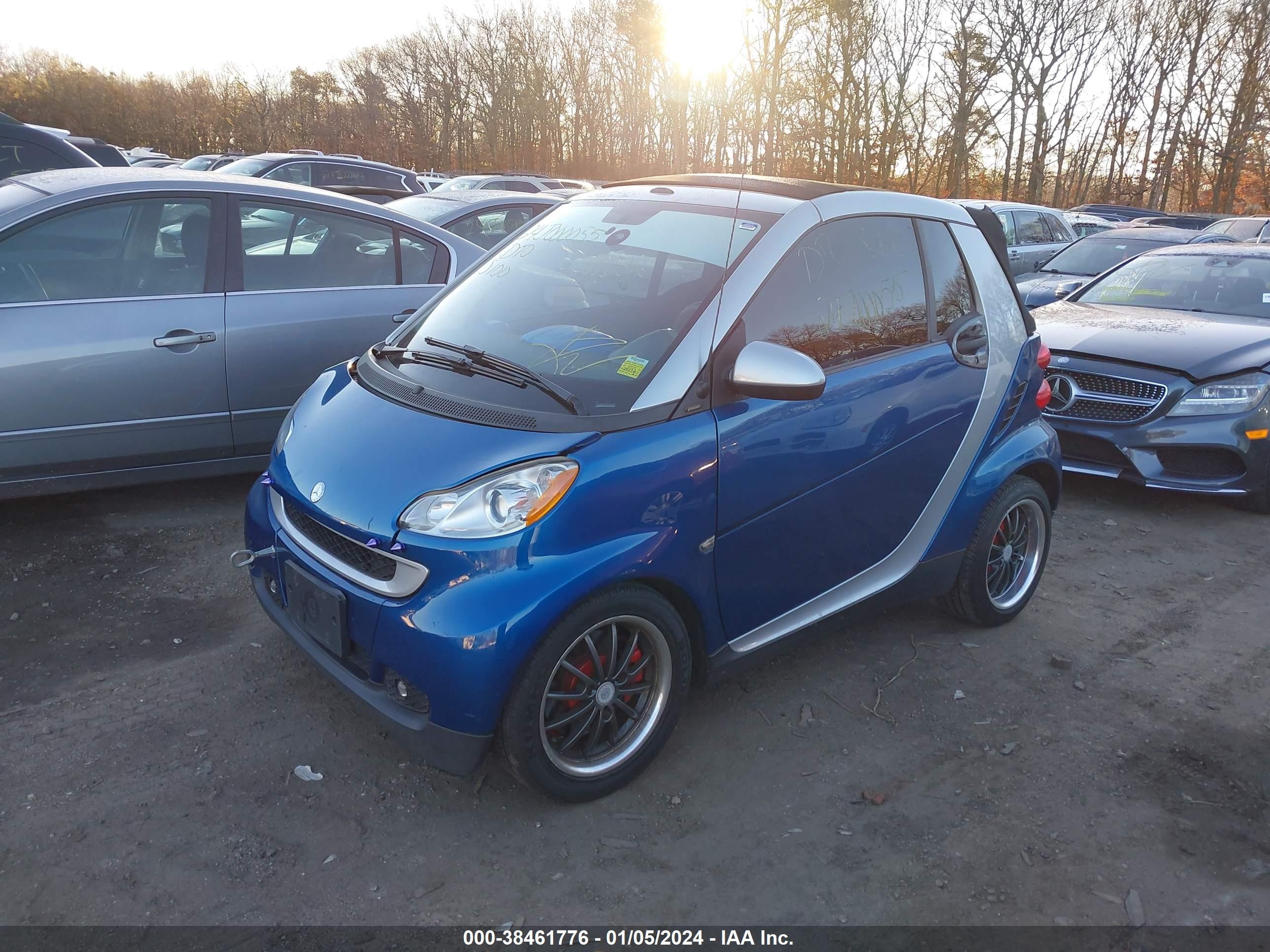 Photo 1 VIN: WMEEK31X48K167864 - SMART FORTWO 