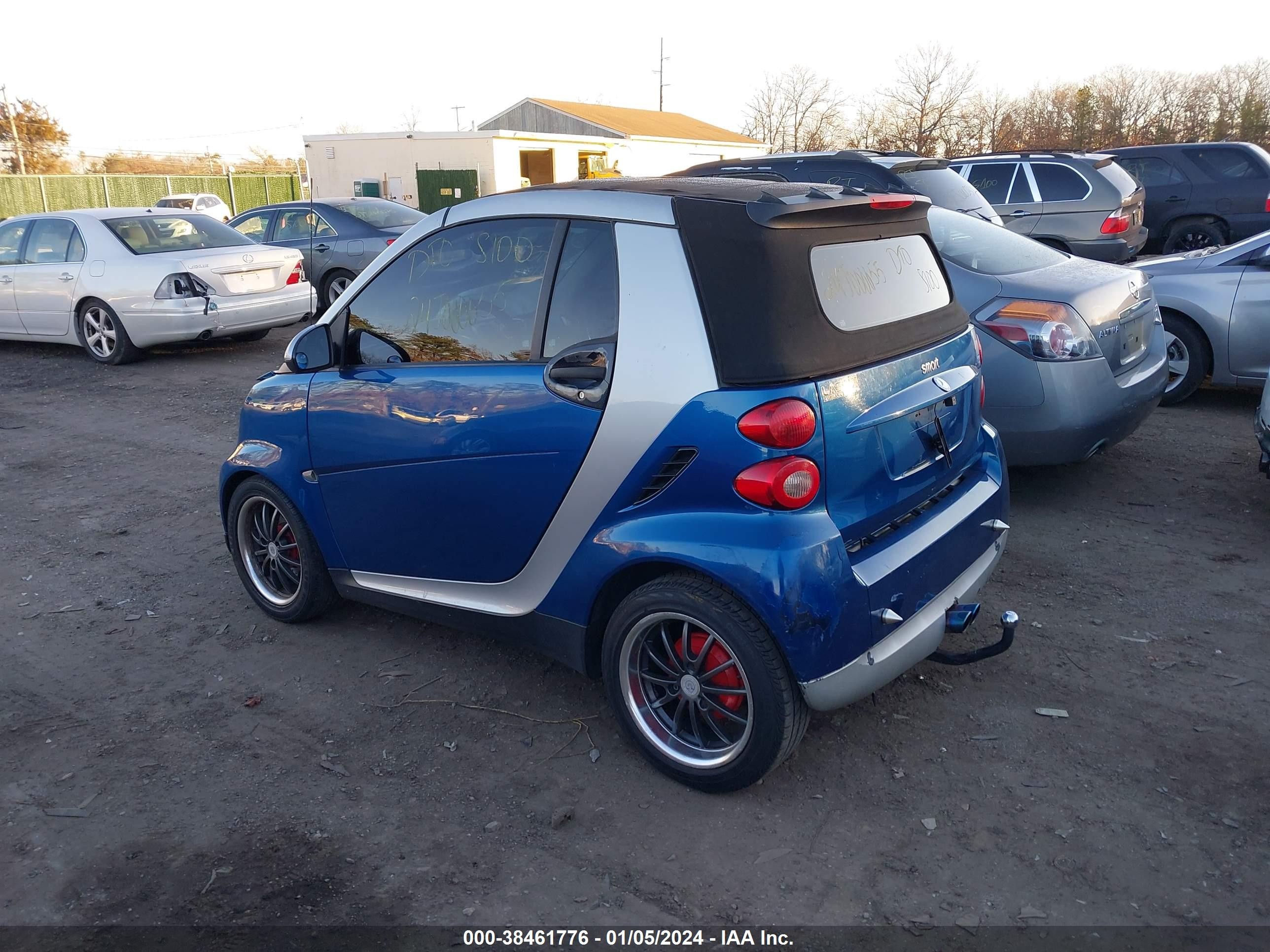 Photo 2 VIN: WMEEK31X48K167864 - SMART FORTWO 