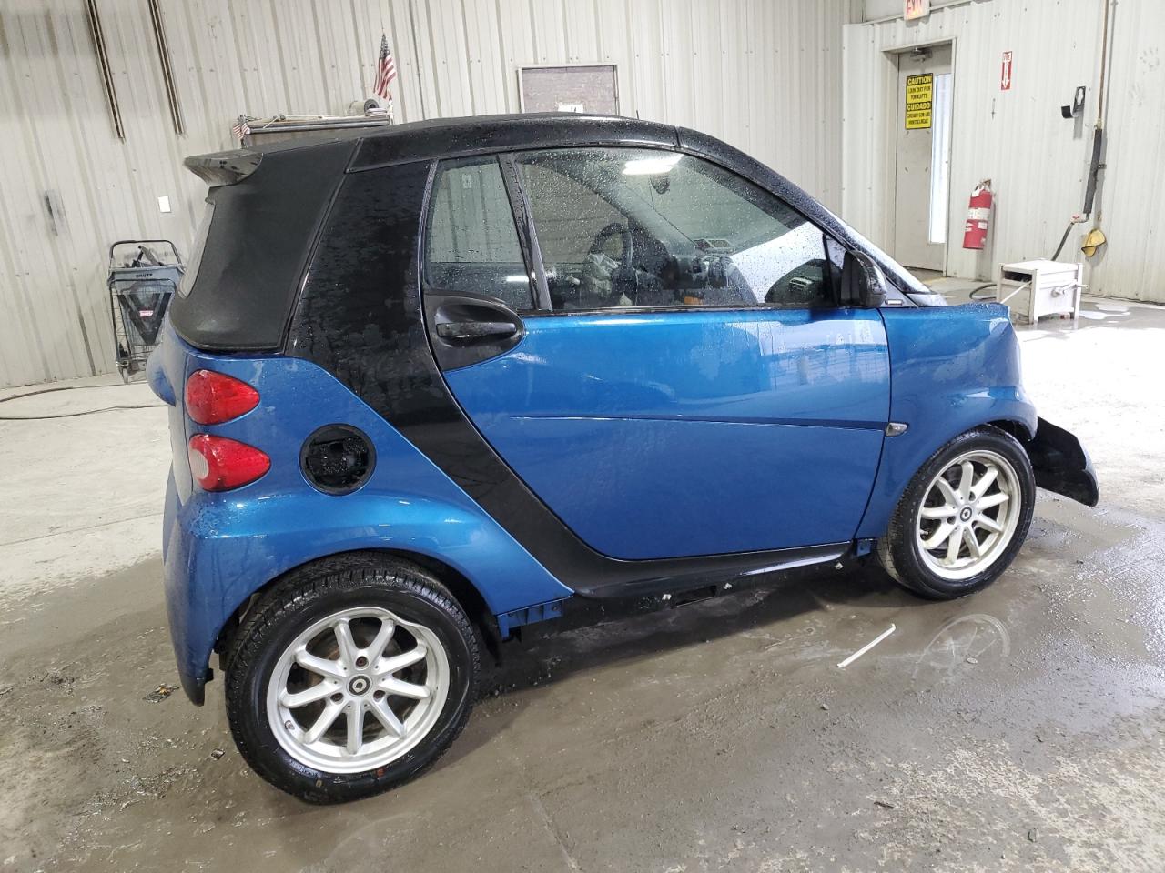 Photo 2 VIN: WMEEK31X48K205626 - SMART FORTWO 