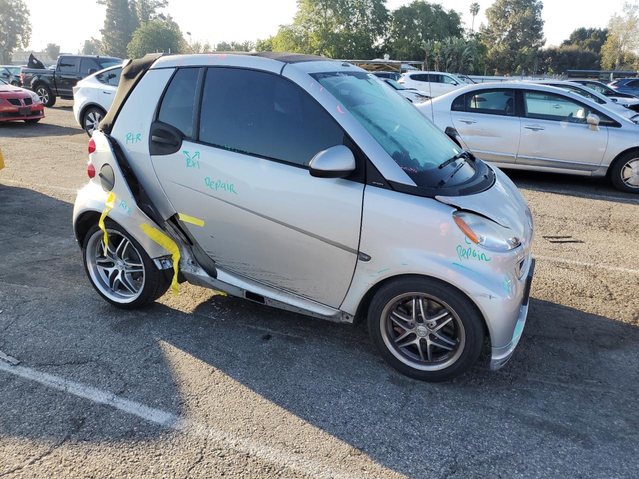 Photo 3 VIN: WMEEK31X69K297923 - SMART FORTWO 