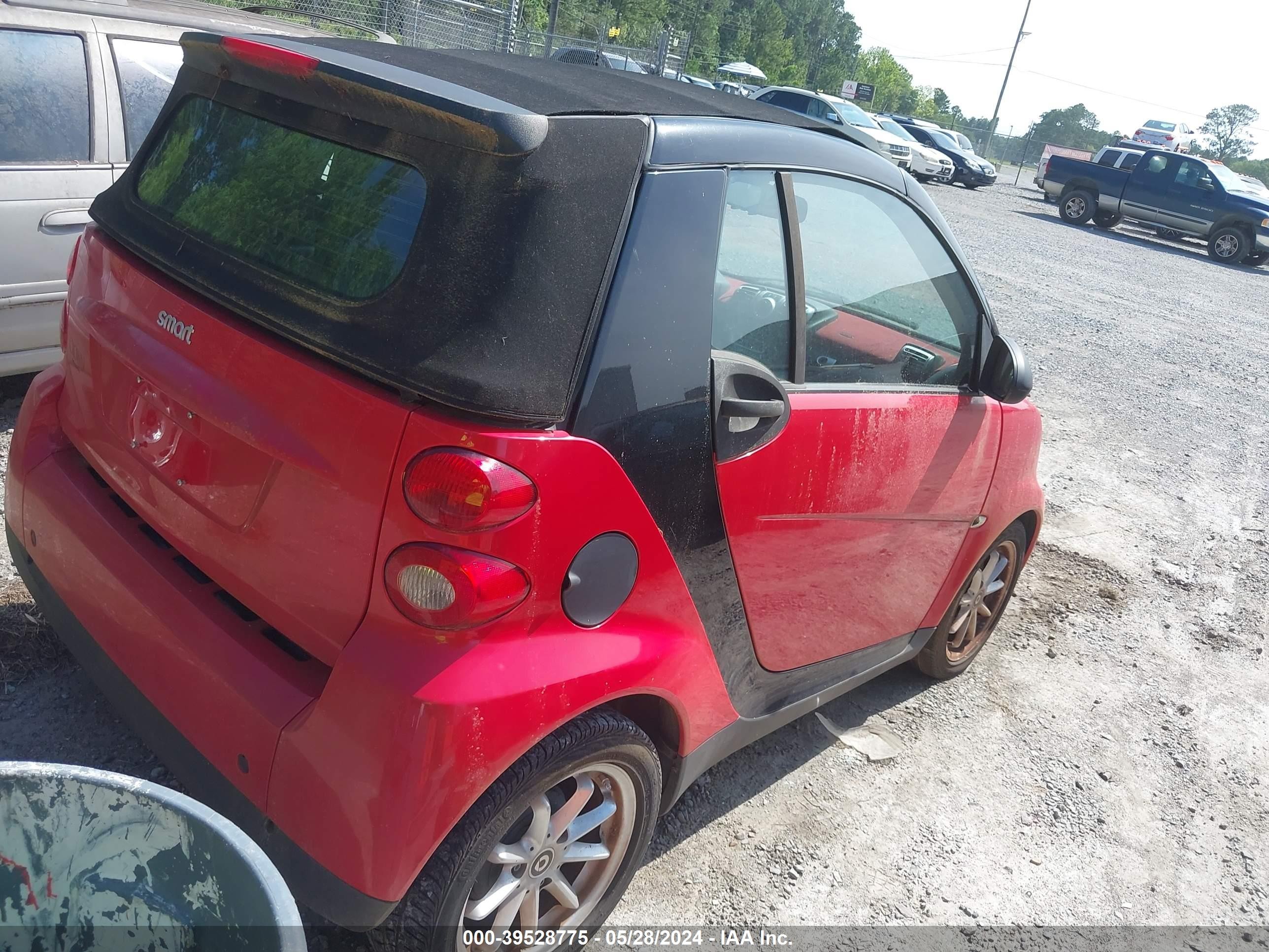 Photo 3 VIN: WMEEK31X89K241093 - SMART FORTWO 