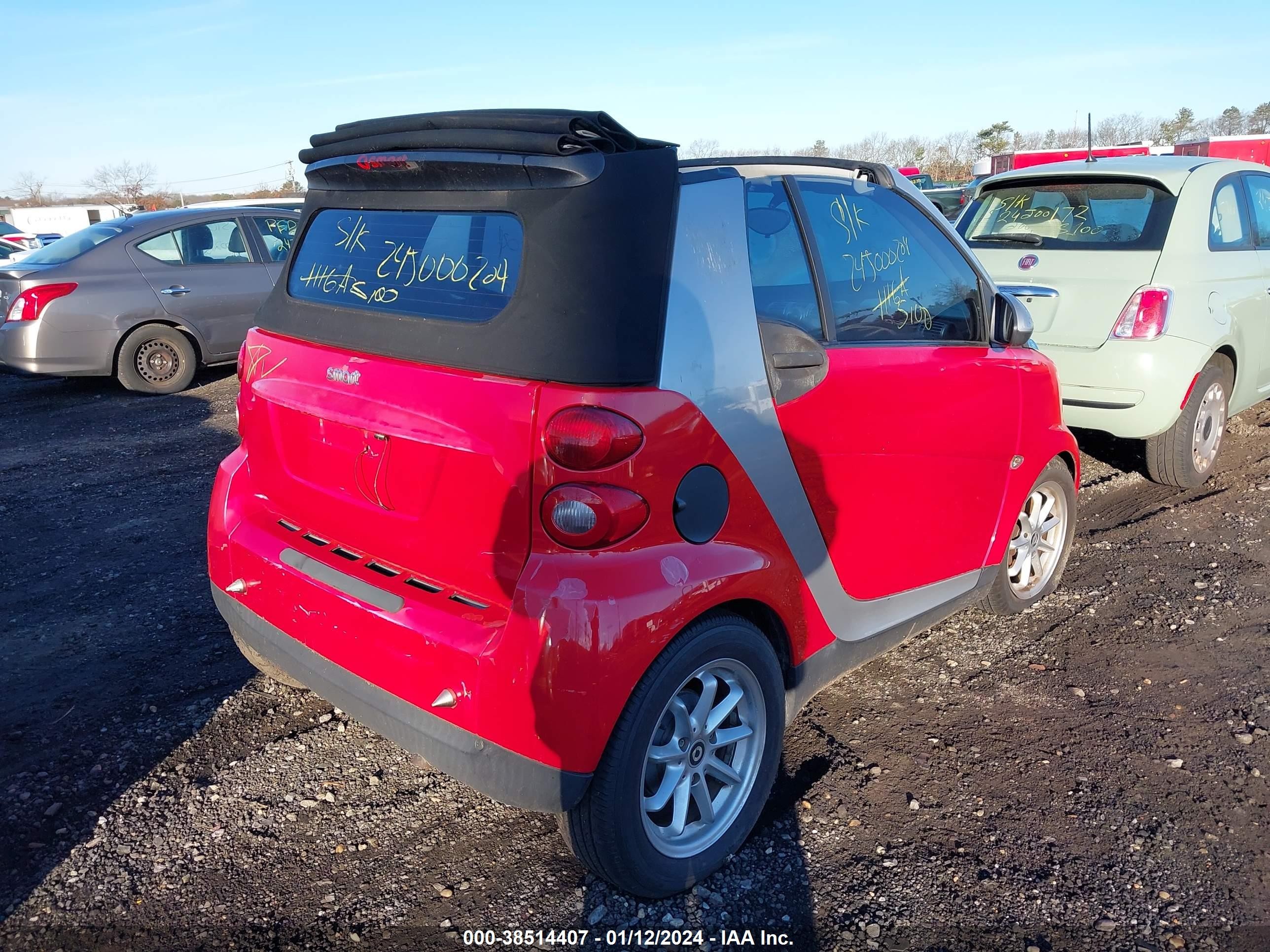 Photo 3 VIN: WMEEK31X99K240745 - SMART FORTWO 