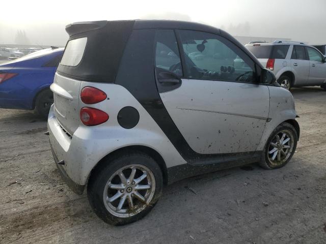 Photo 2 VIN: WMEEK31XX9K215739 - SMART FORTWO 