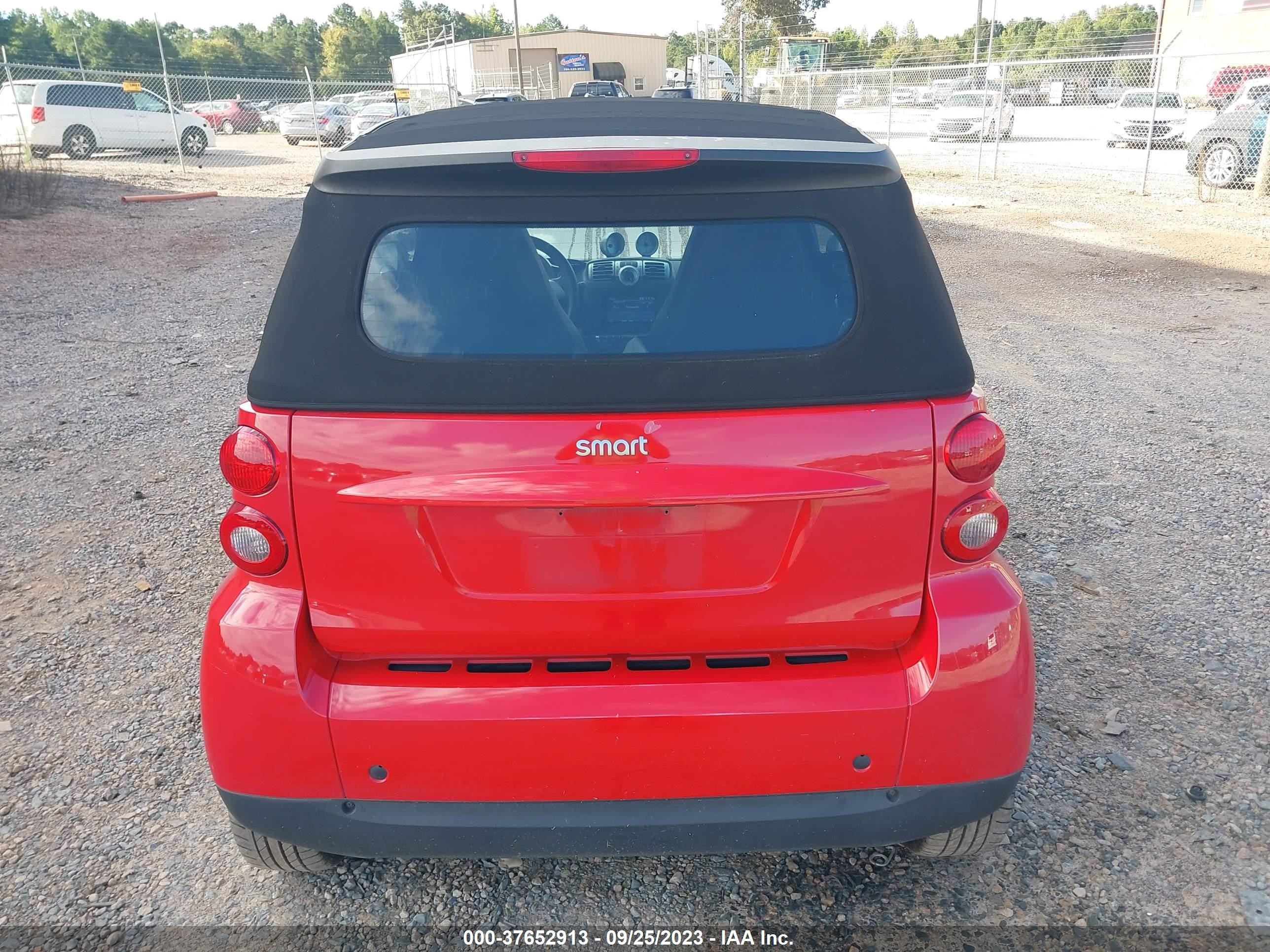 Photo 7 VIN: WMEEK31XX9K257120 - SMART FORTWO 