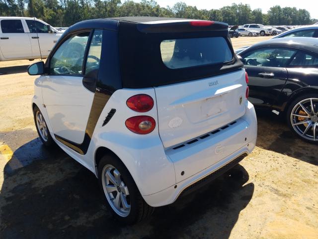 Photo 2 VIN: WMEEK3BA7EK738009 - SMART FORTWO PAS 