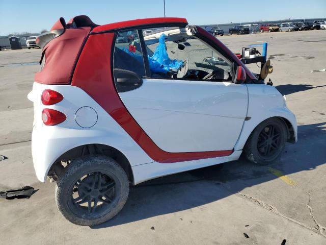 Photo 2 VIN: WMEEK3BA7FK834319 - SMART FORTWO PAS 