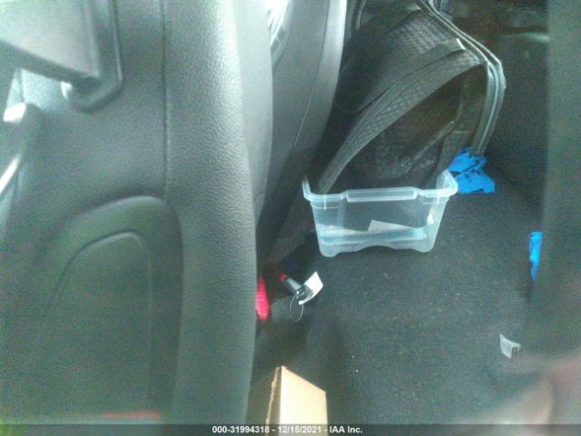 Photo 7 VIN: WMEEK3BA9AK347258 - SMART FORTWO 