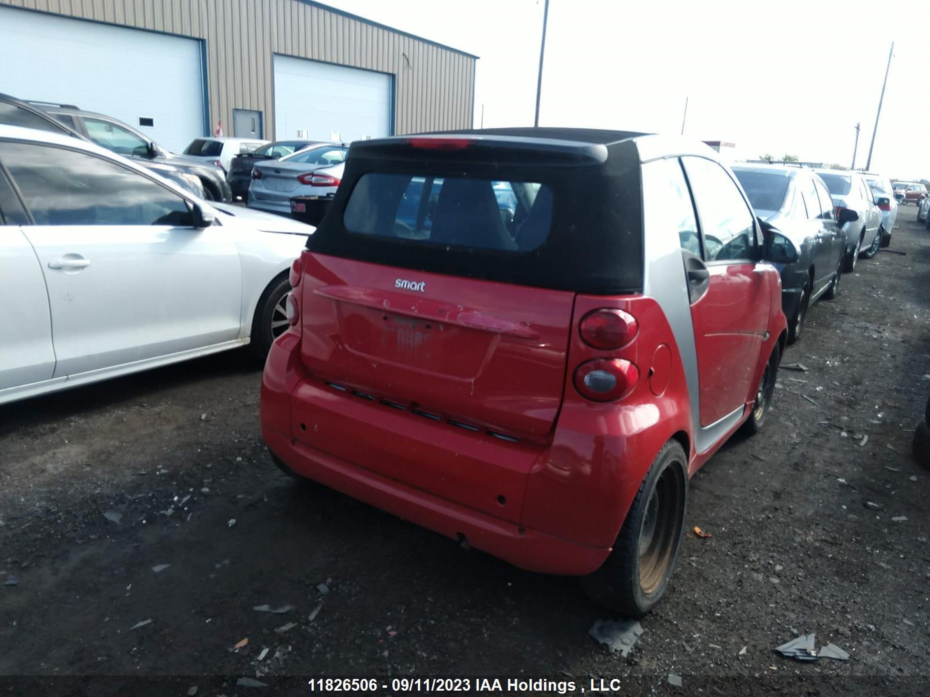 Photo 3 VIN: WMEEK3BAXBK449606 - SMART FORTWO 