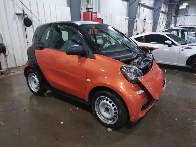 Photo 3 VIN: WMEFJ5DA0GK072002 - SMART FORTWO 