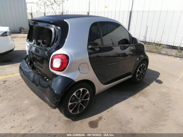 Photo 3 VIN: WMEFJ5DA0GK074221 - SMART FORTWO 