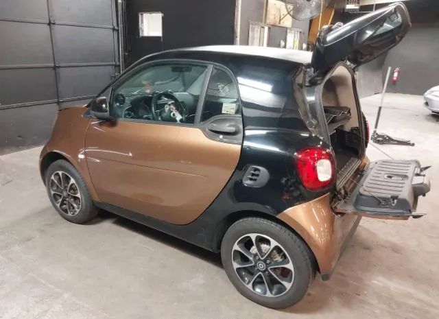 Photo 2 VIN: WMEFJ5DA1GK059677 - SMART FORTWO 