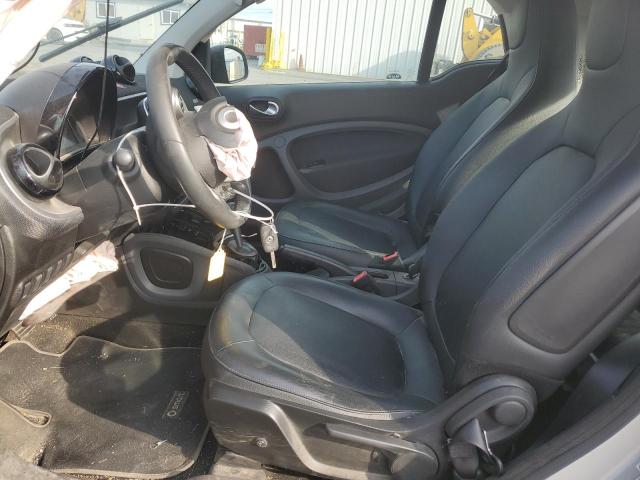 Photo 6 VIN: WMEFJ5DA1GK064460 - SMART FORTWO 