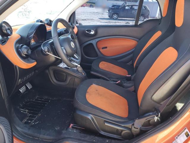 Photo 6 VIN: WMEFJ5DA1GK076477 - SMART FORTWO 