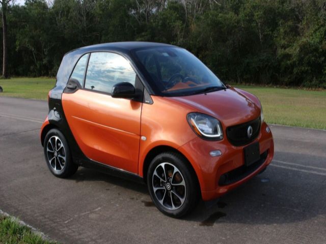 Photo 1 VIN: WMEFJ5DA2GK050292 - SMART FORTWO 