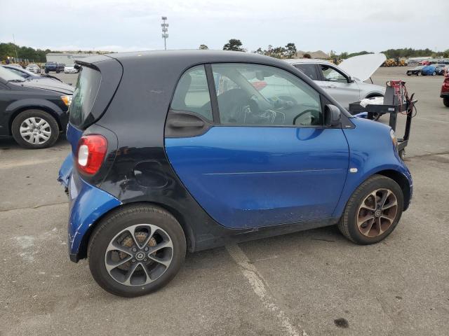 Photo 2 VIN: WMEFJ5DA2GK055637 - SMART FORTWO 