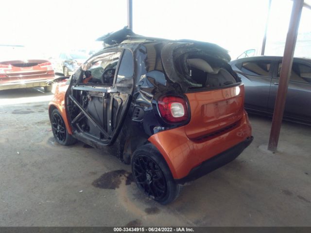 Photo 2 VIN: WMEFJ5DA2GK057422 - SMART FORTWO 