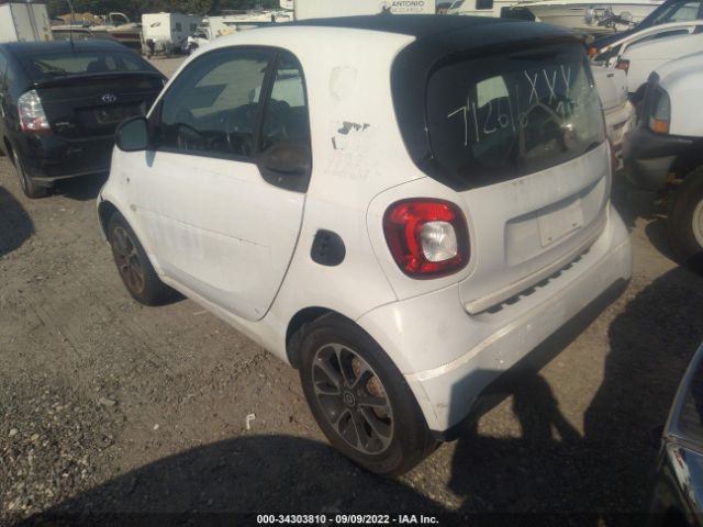 Photo 2 VIN: WMEFJ5DA2GK063284 - SMART FORTWO 