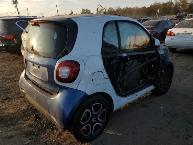 Photo 2 VIN: WMEFJ5DA2GK071398 - SMART FORTWO 