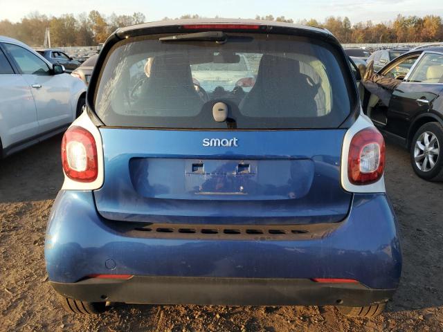 Photo 5 VIN: WMEFJ5DA2GK071398 - SMART FORTWO 