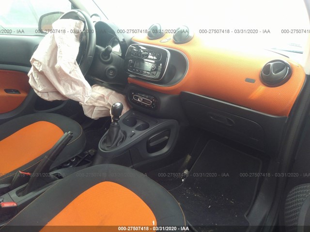 Photo 4 VIN: WMEFJ5DA2GK077332 - SMART FORTWO 