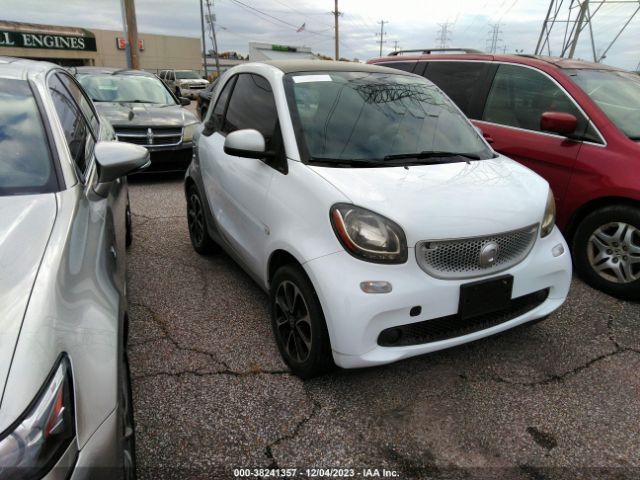 Photo 0 VIN: WMEFJ5DA3GK051418 - SMART FORTWO 