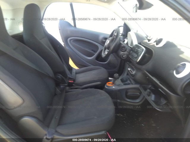 Photo 7 VIN: WMEFJ5DA3GK075461 - SMART FORTWO 