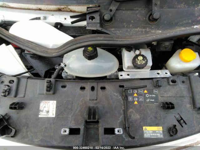 Photo 9 VIN: WMEFJ5DA4HK168362 - SMART FORTWO 