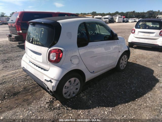 Photo 3 VIN: WMEFJ5DA4HK168555 - SMART FORTWO 