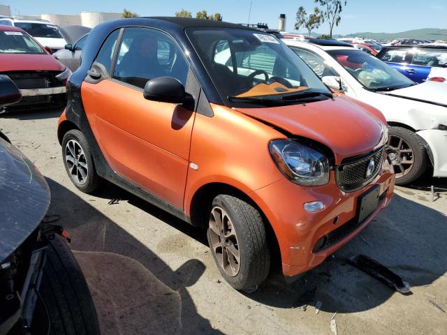 Photo 3 VIN: WMEFJ5DA4HK176199 - SMART FORTWO 