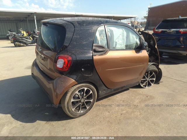 Photo 3 VIN: WMEFJ5DA5GK073064 - SMART FORTWO 