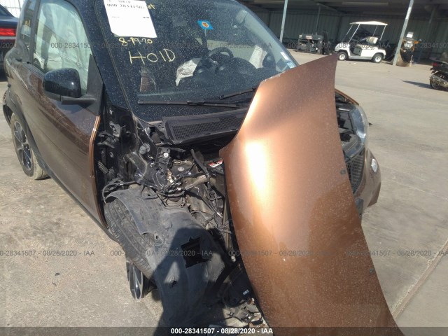 Photo 5 VIN: WMEFJ5DA5GK073064 - SMART FORTWO 