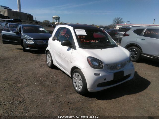 Photo 0 VIN: WMEFJ5DA5GK103423 - SMART FORTWO 