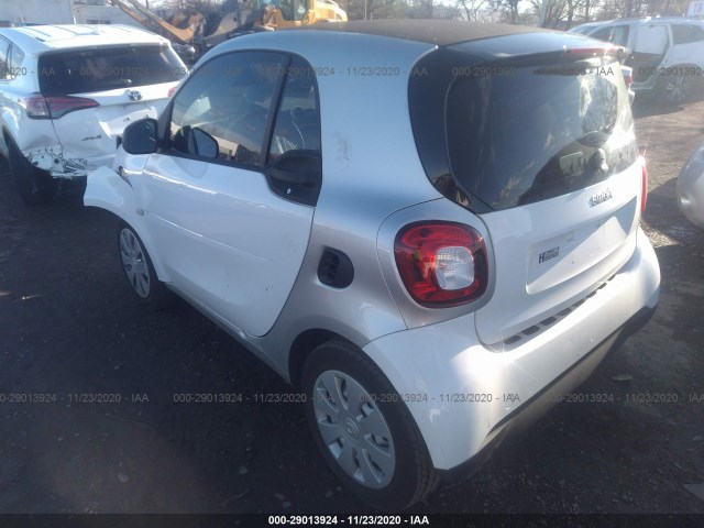 Photo 2 VIN: WMEFJ5DA5HK168466 - SMART FORTWO 