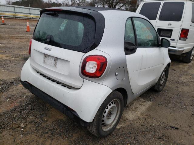 Photo 3 VIN: WMEFJ5DA5HK170072 - SMART FORTWO 