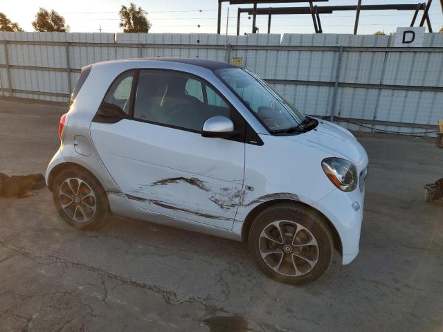 Photo 3 VIN: WMEFJ5DA6GK051414 - SMART FORTWO 