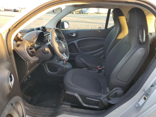 Photo 6 VIN: WMEFJ5DA6GK051414 - SMART FORTWO 