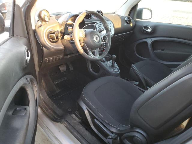 Photo 7 VIN: WMEFJ5DA6GK051414 - SMART FORTWO 