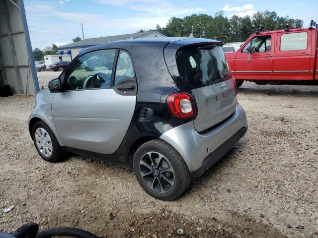 Photo 1 VIN: WMEFJ5DA6GK057472 - SMART FORTWO 