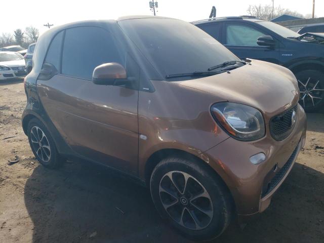 Photo 3 VIN: WMEFJ5DA7GK050515 - SMART FORTWO 