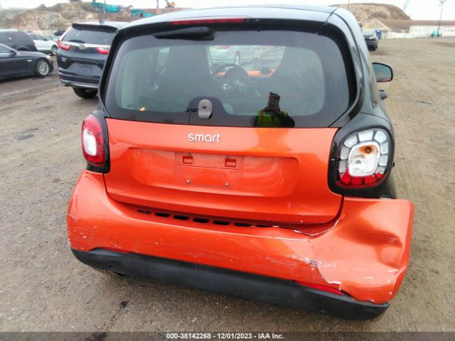 Photo 5 VIN: WMEFJ5DA7GK061918 - SMART FORTWO 