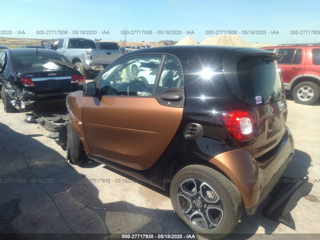 Photo 2 VIN: WMEFJ5DA7GK065239 - SMART FORTWO 