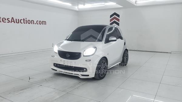 Photo 4 VIN: WMEFJ5DA7GK076273 - SMART FORTWO 