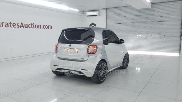 Photo 7 VIN: WMEFJ5DA7GK076273 - SMART FORTWO 