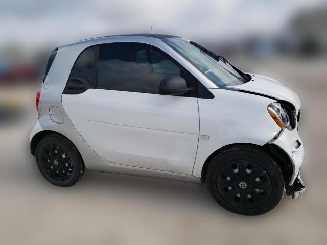 Photo 3 VIN: WMEFJ5DA7GK125343 - SMART FORTWO 